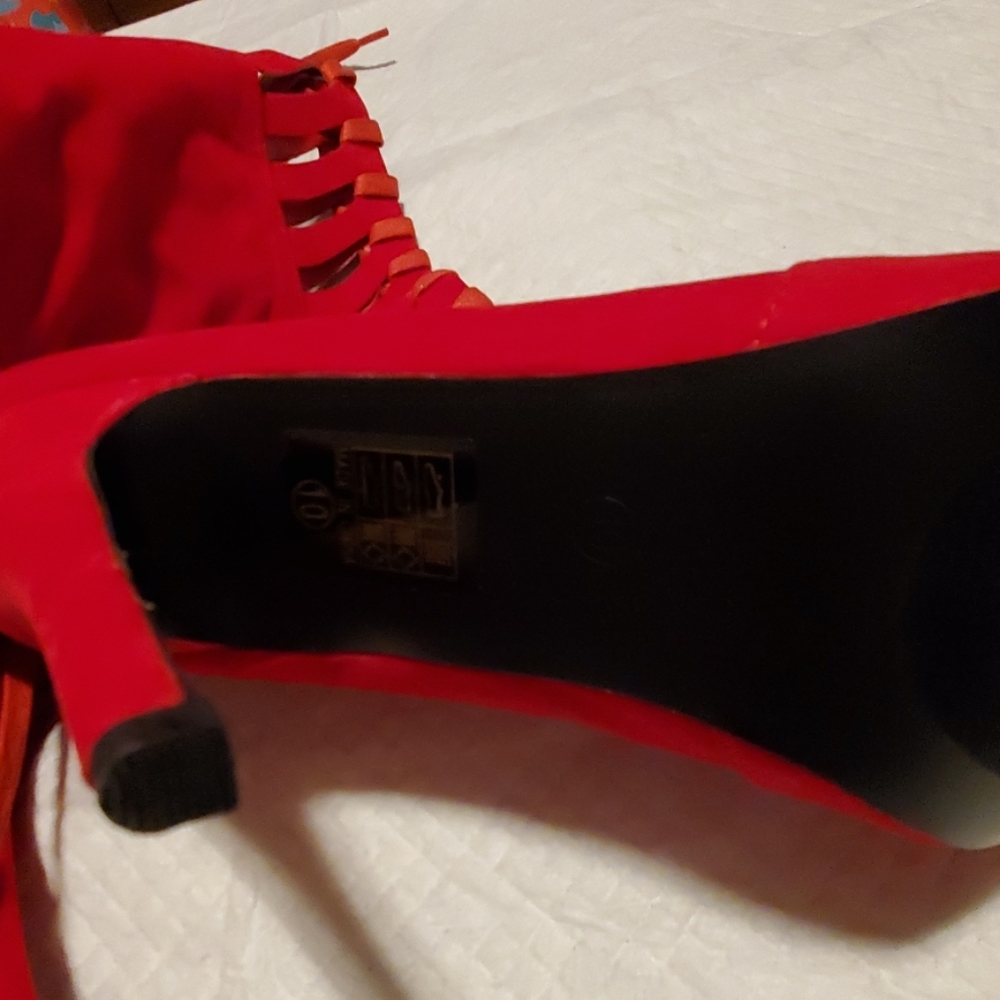 Thigh high boots - Picture 3 of 4